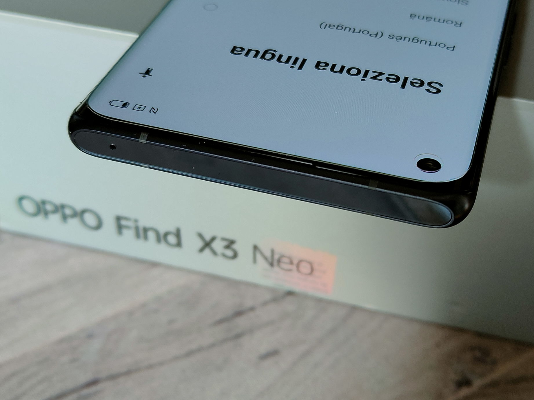 OPPO Find X3 Neo  Unboxing 